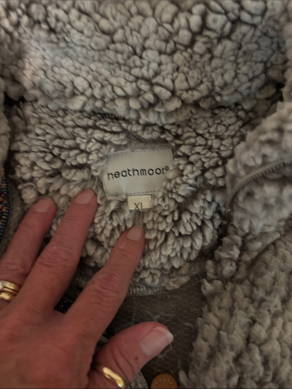 Heathmoor Plush Gray Sherpa Quarter-Zip Pullover - Picture 2 of 8